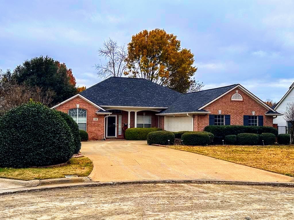 2308 Auburn Court Sherman TX 75092