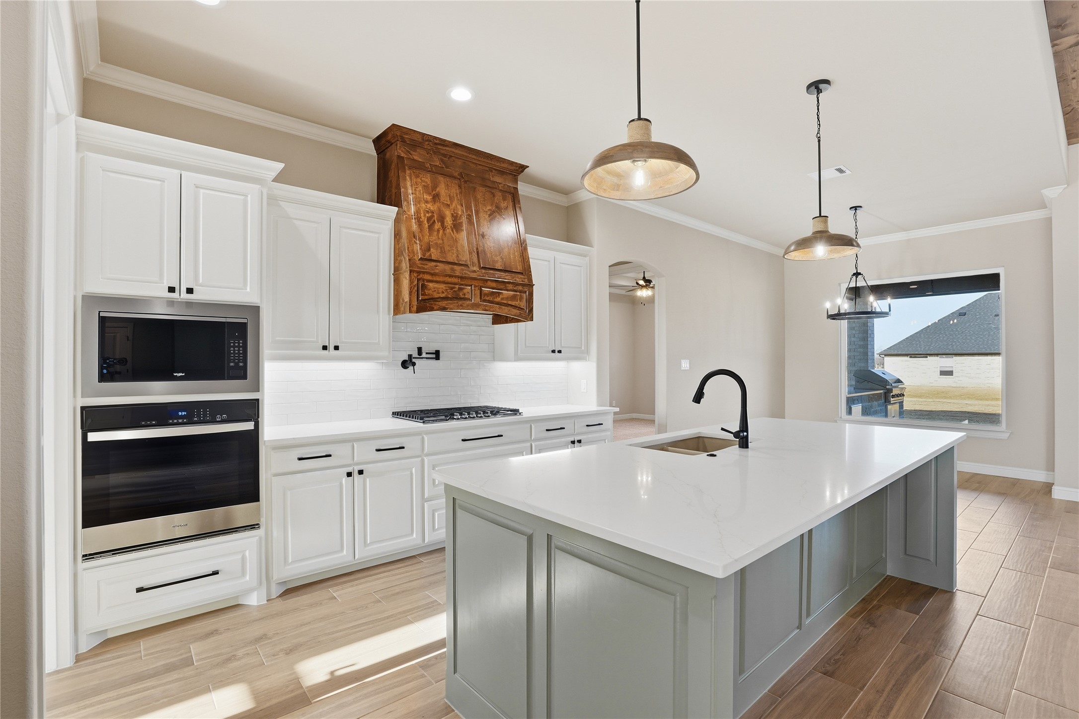 1101 Tremont Lane Granbury TX 76049