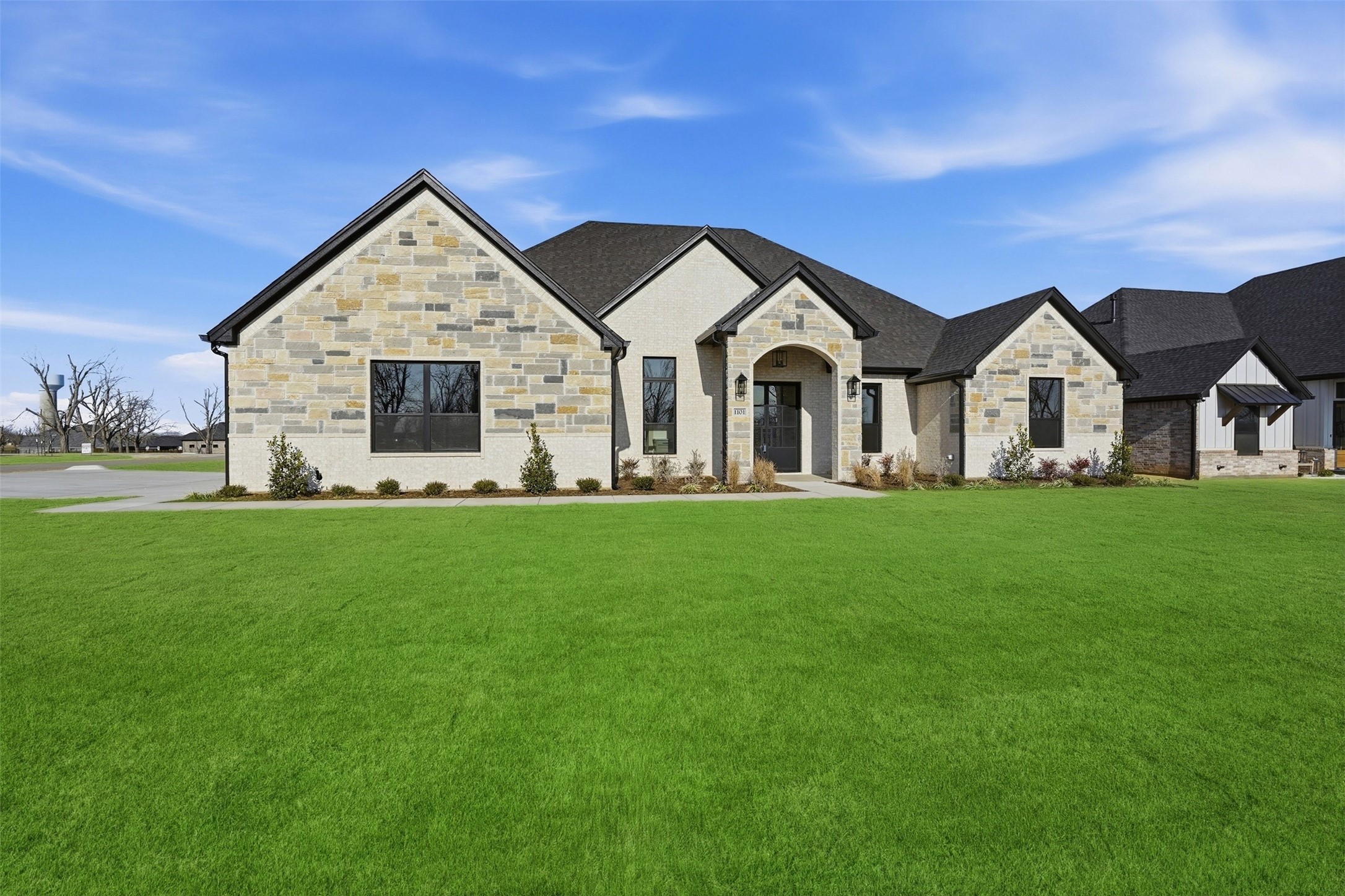 1101 Tremont Lane Granbury TX 76049