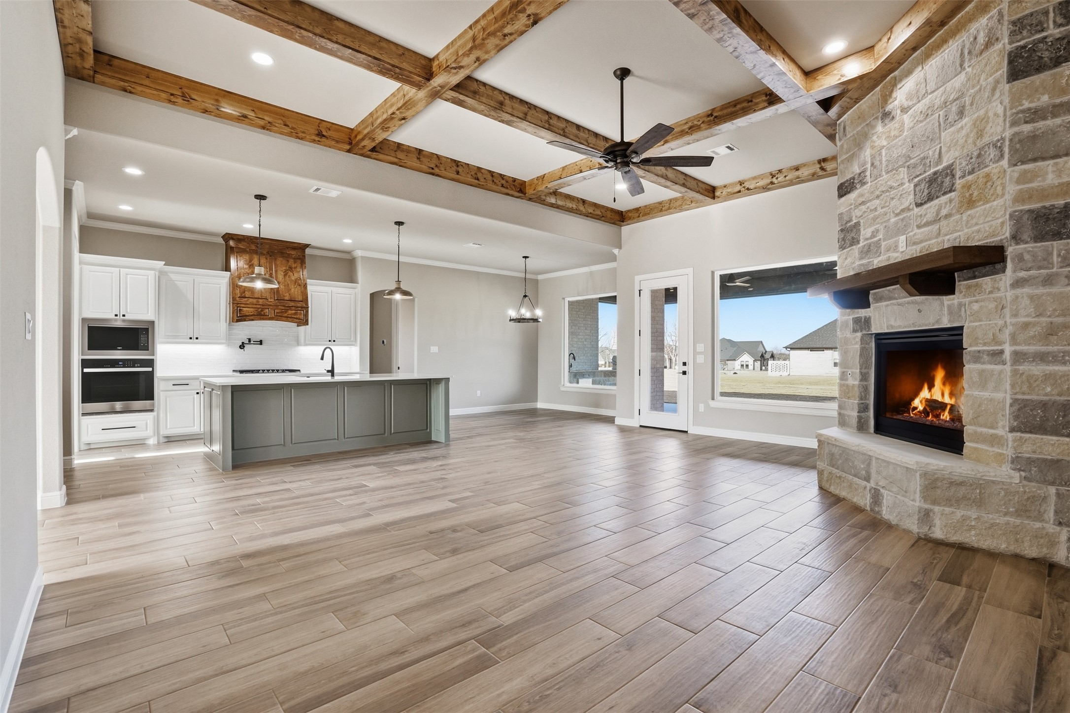 1101 Tremont Lane Granbury TX 76049