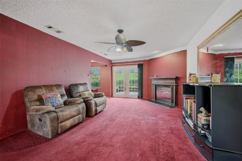 1708 Creekside Avenue Sherman TX 75092