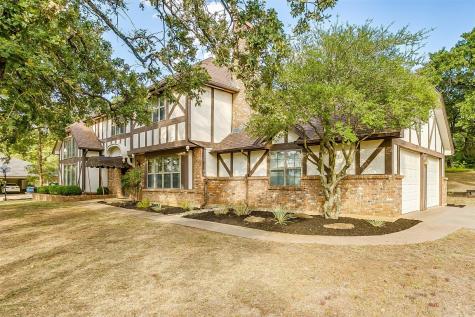 617 Curtis Road Burleson TX 76028