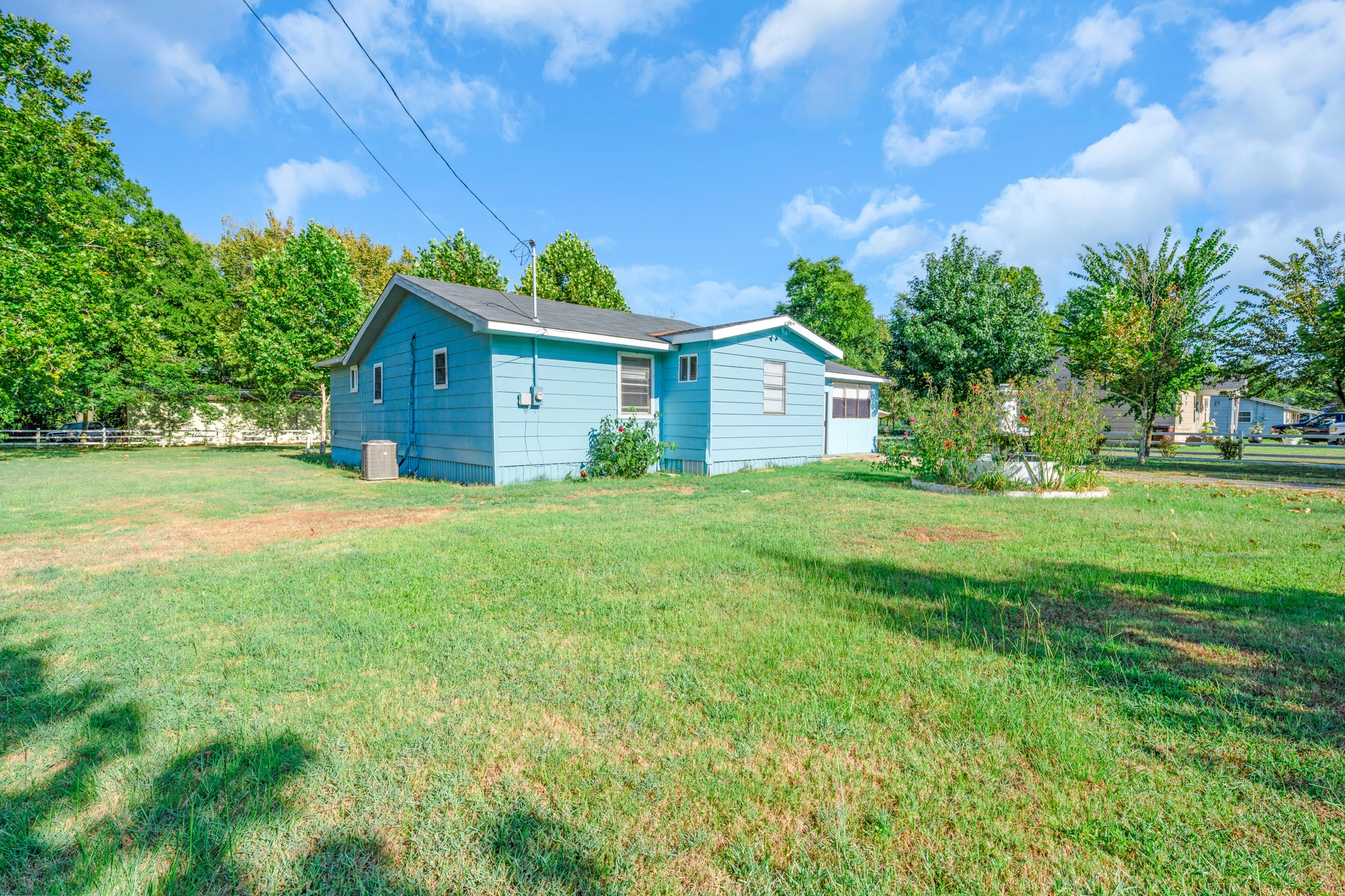 508 Smith Street Como TX 75431