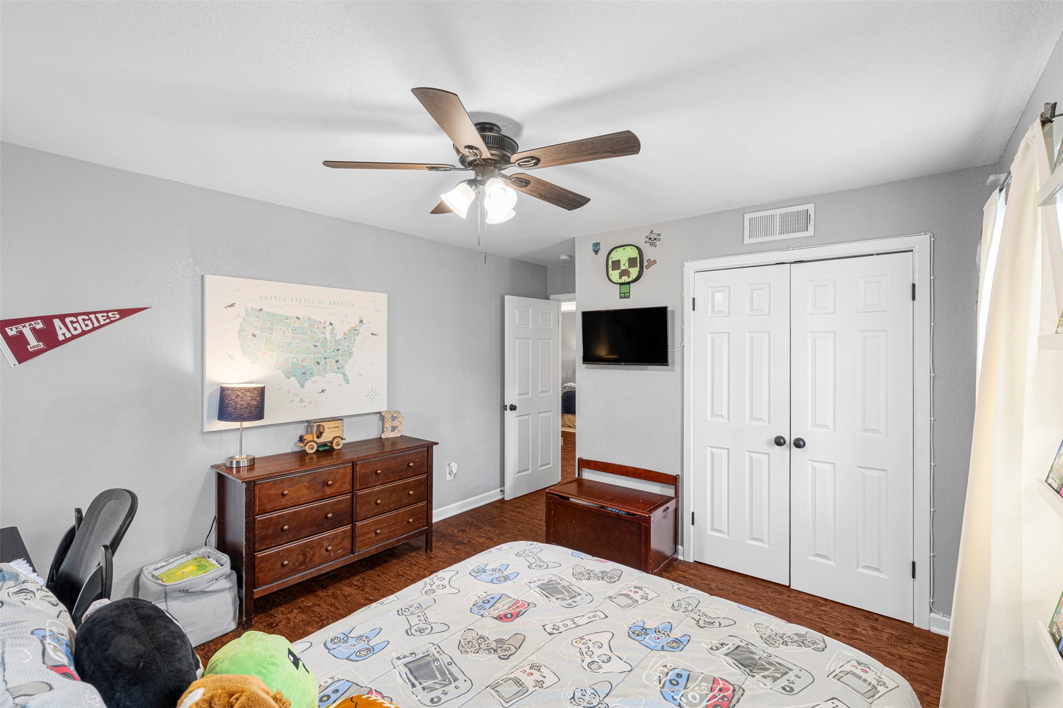 2025 W Belclaire Circle Corsicana TX 75110