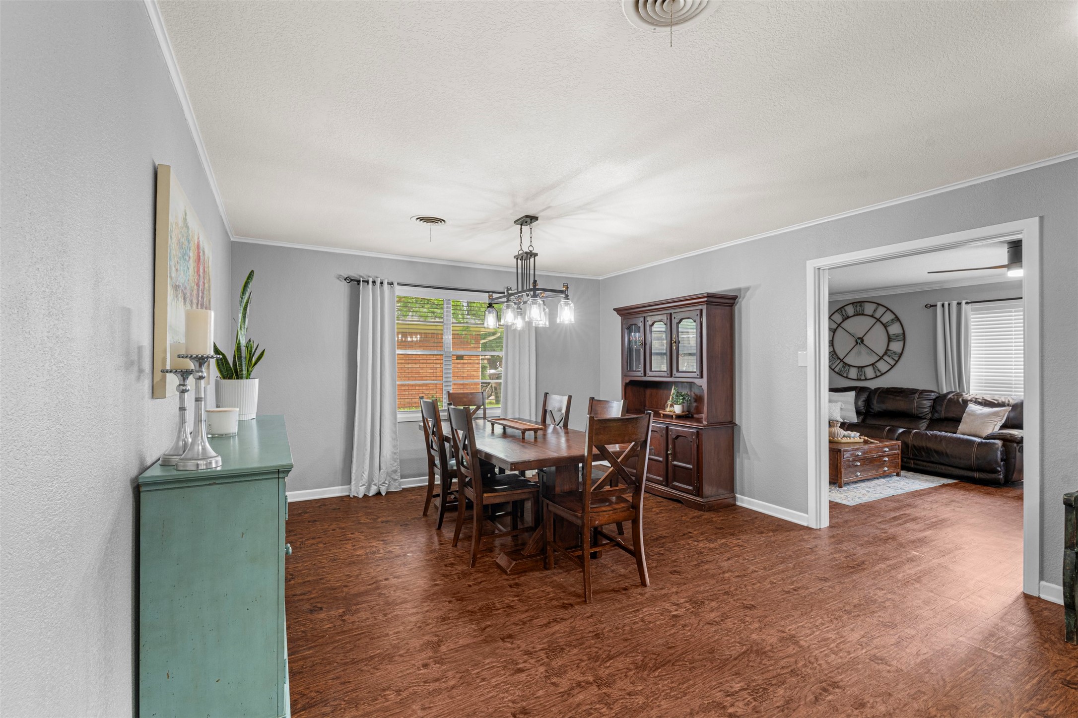 2025 W Belclaire Circle Corsicana TX 75110