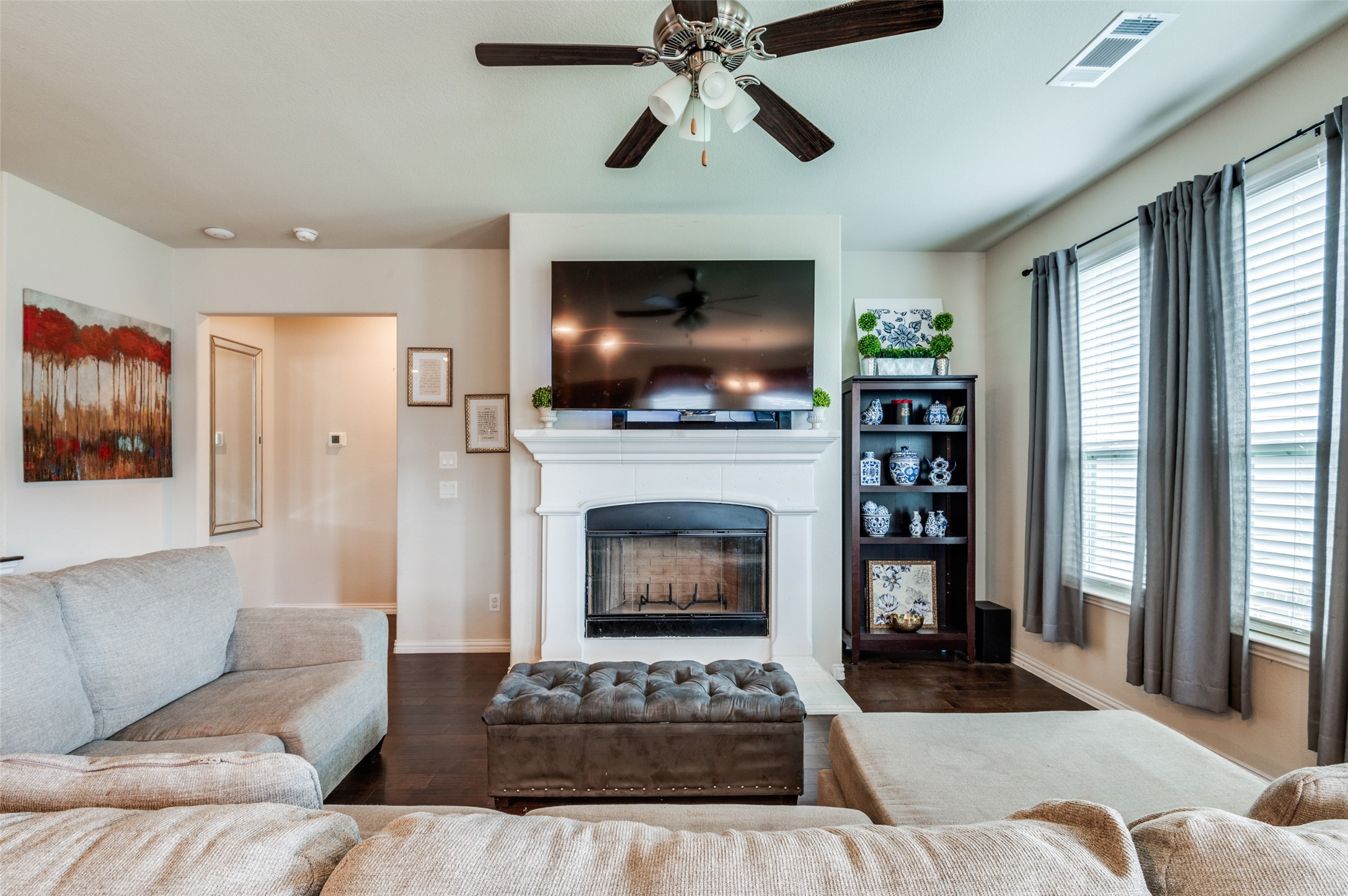 801 Woodcrest Drive Ennis TX 75119