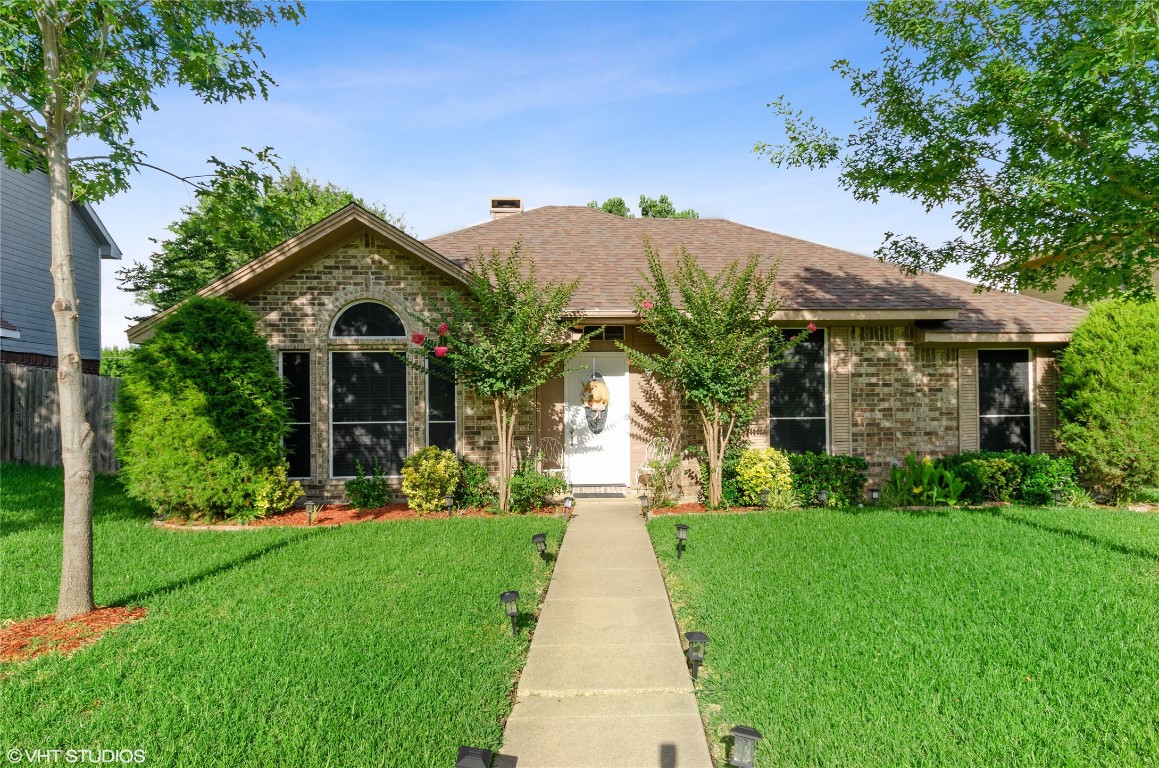 2418 Highdale Drive Garland TX 75041