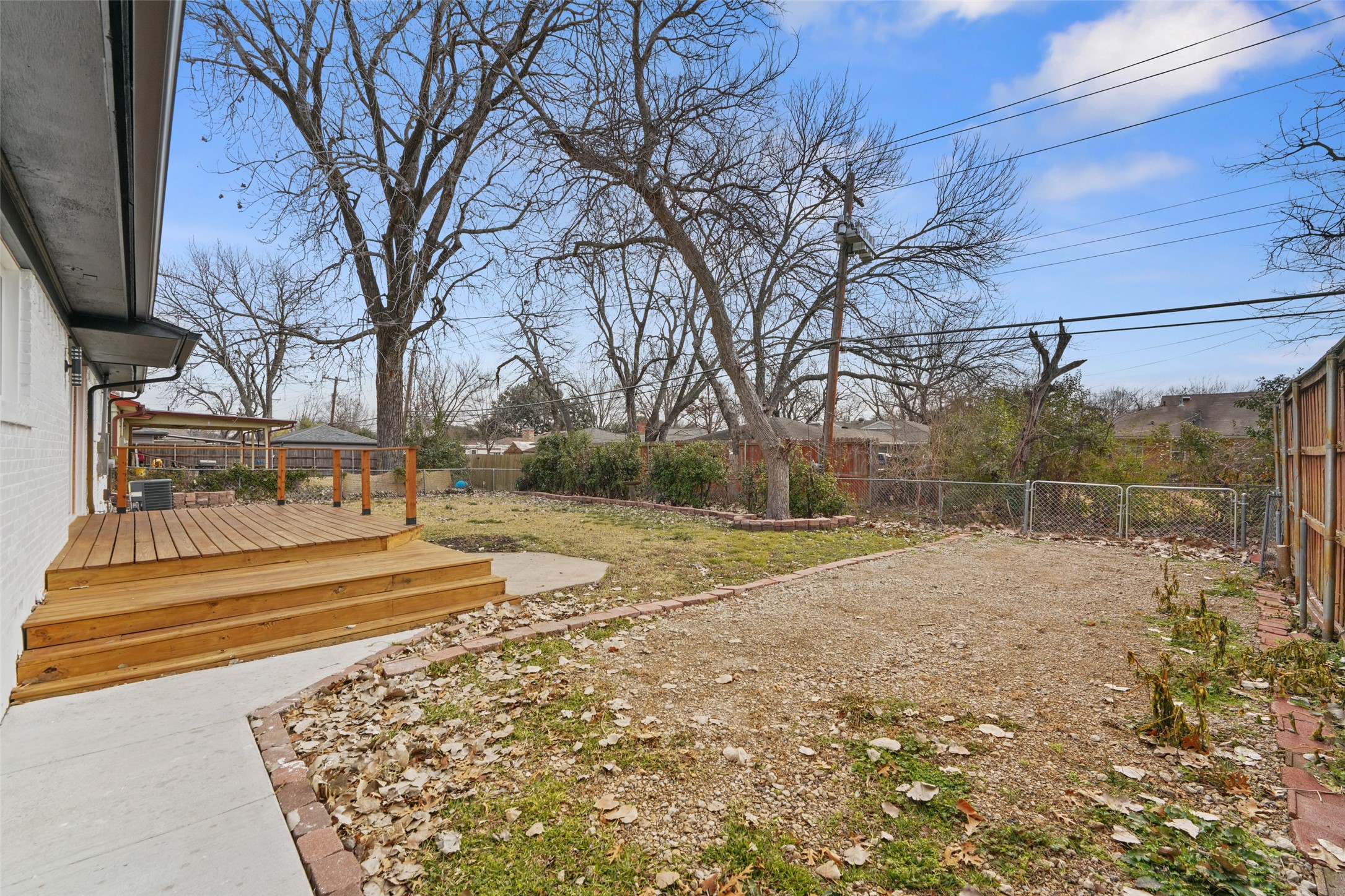 11046 Delford Circle Dallas TX 75228