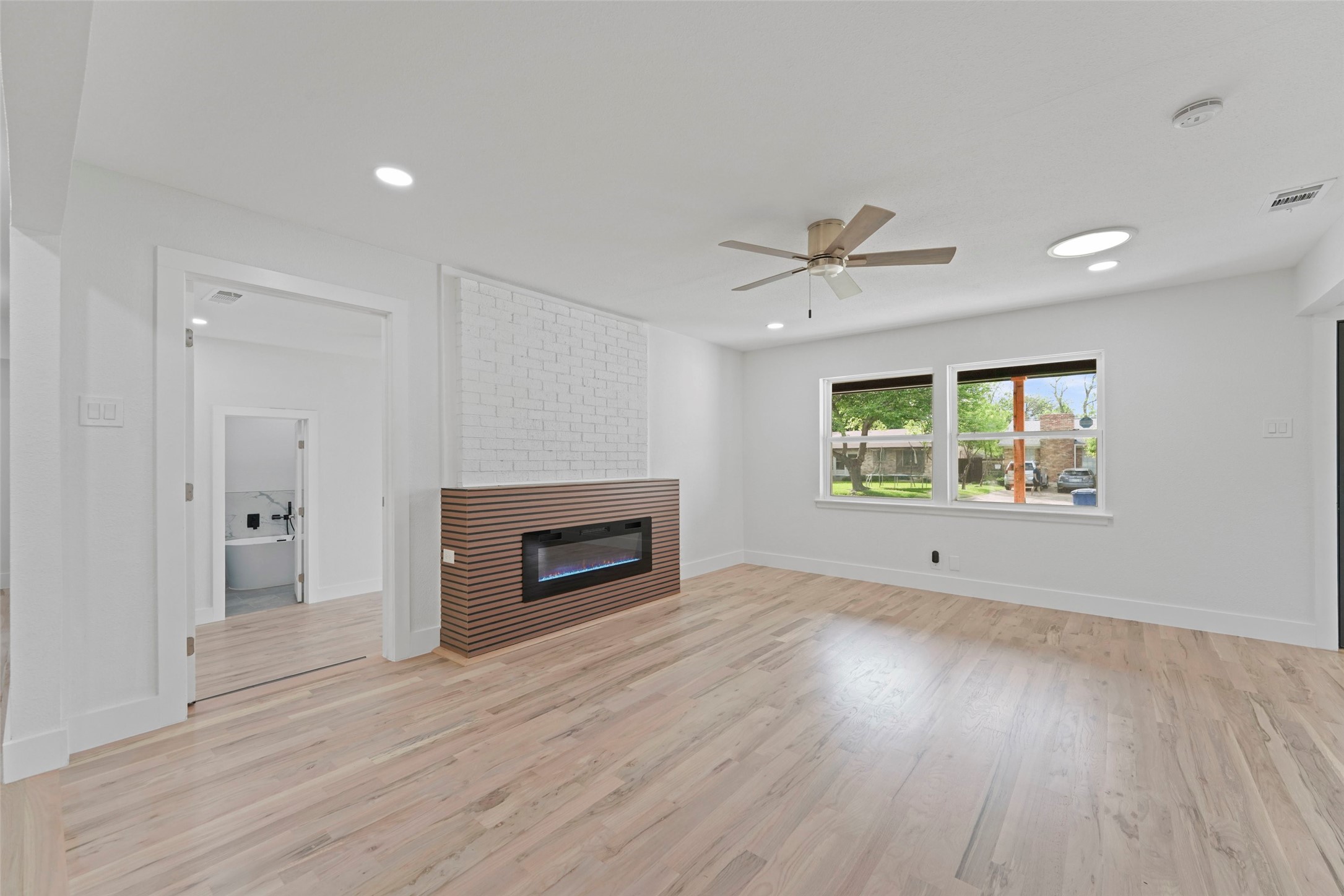 11046 Delford Circle Dallas TX 75228
