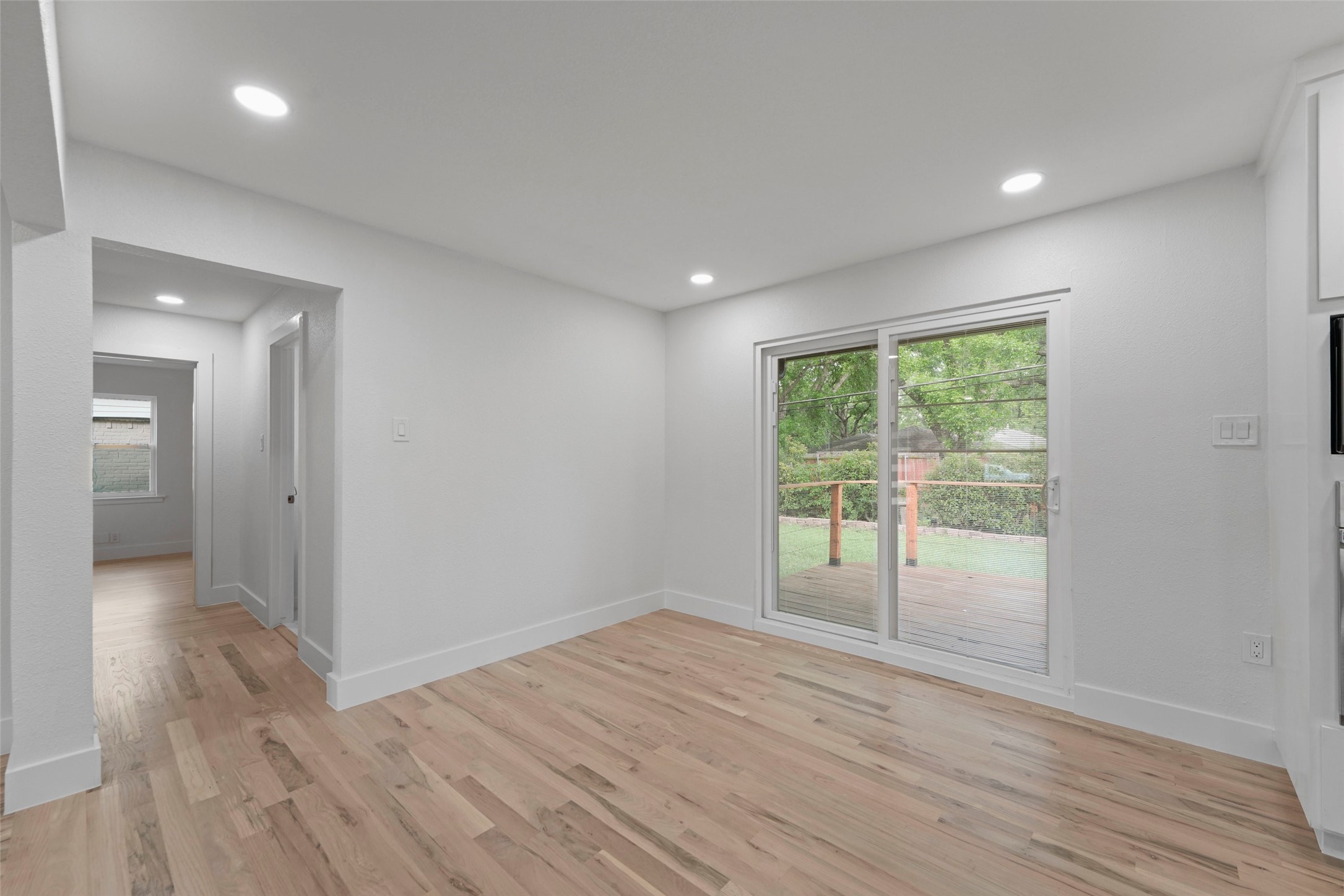11046 Delford Circle Dallas TX 75228