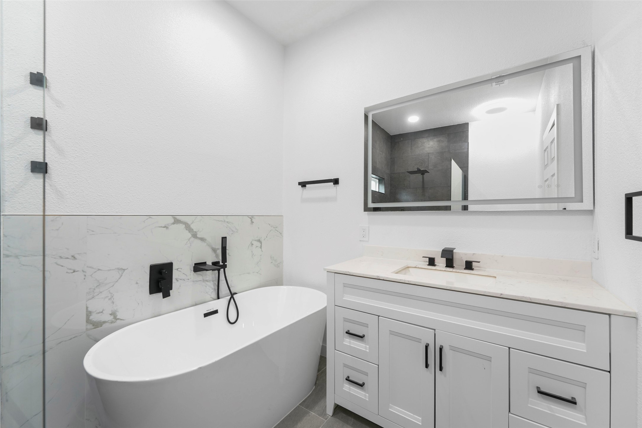 11046 Delford Circle Dallas TX 75228