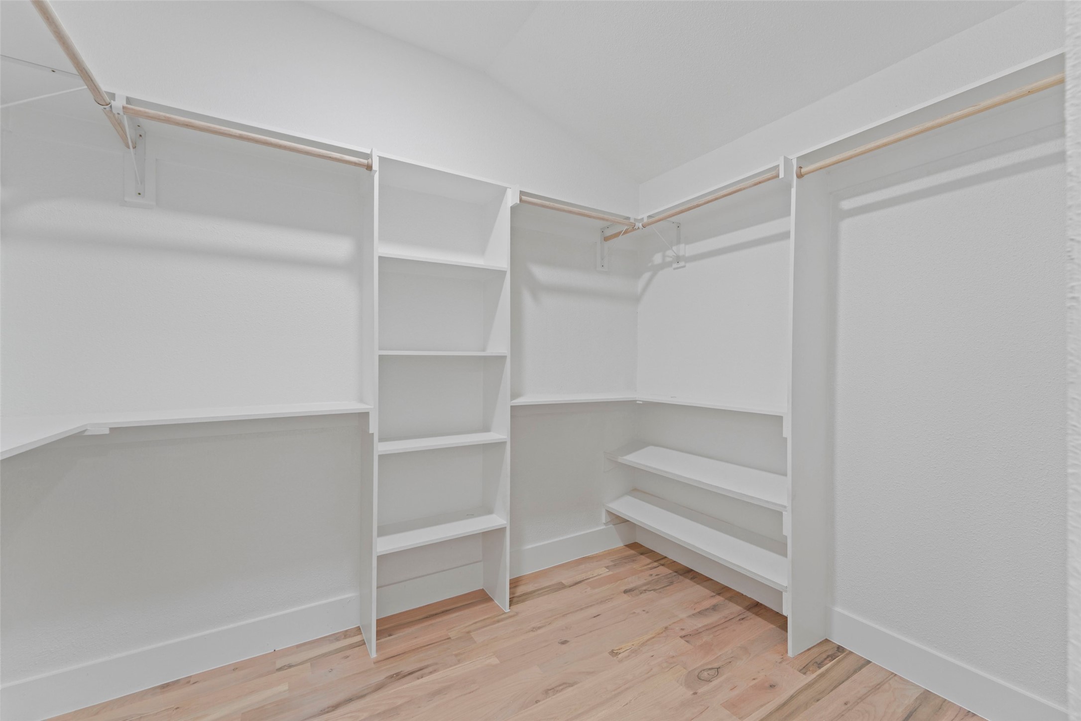 11046 Delford Circle Dallas TX 75228
