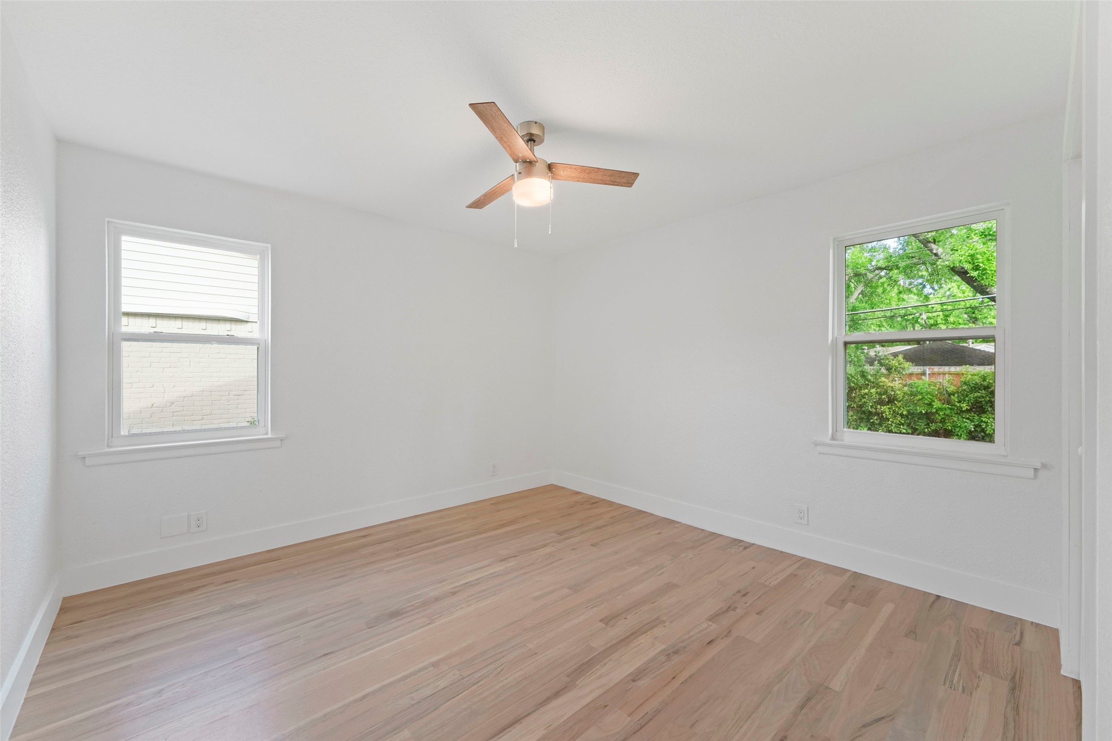 11046 Delford Circle Dallas TX 75228