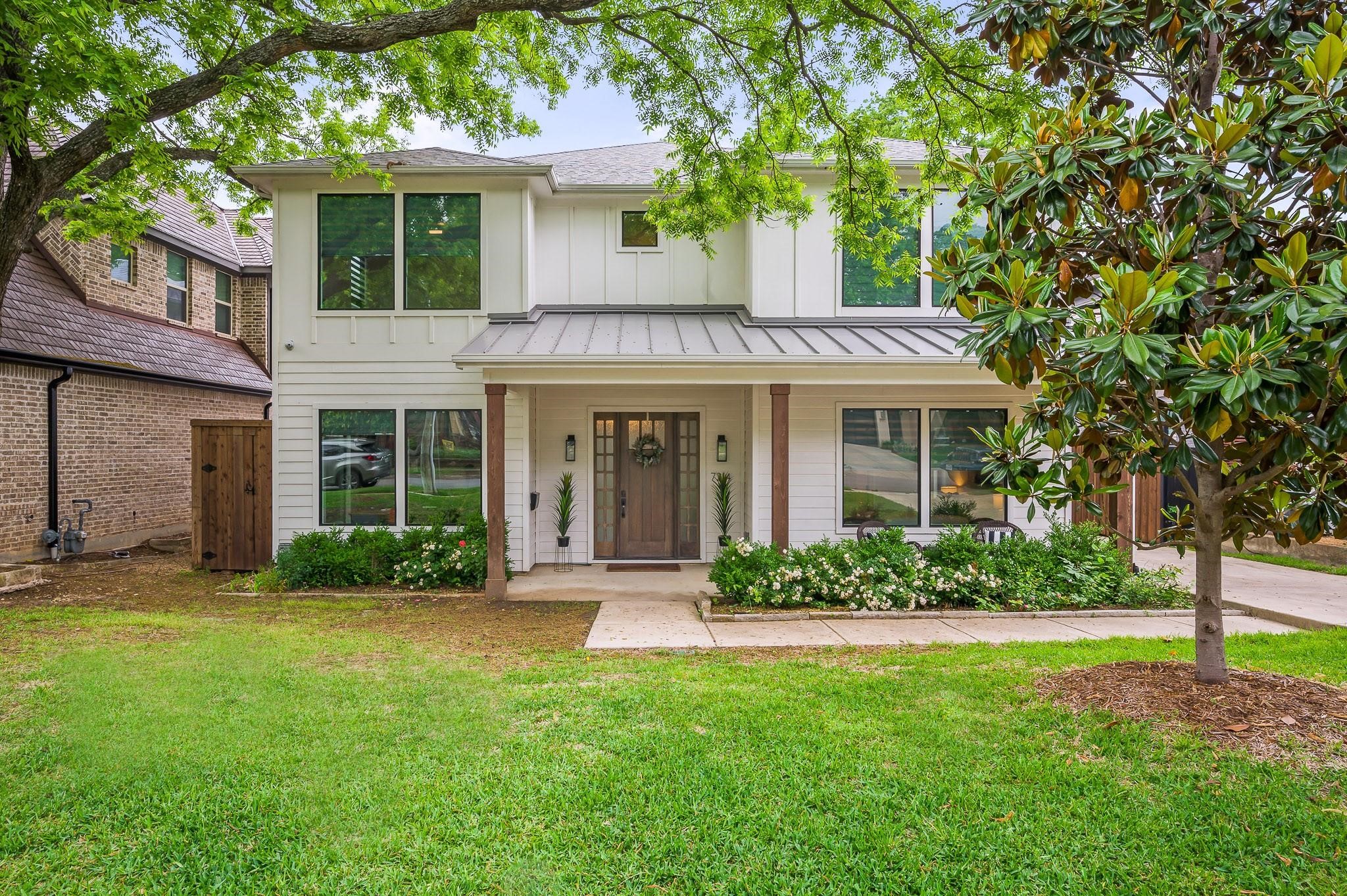 7214 La Vista Drive Dallas TX 75214