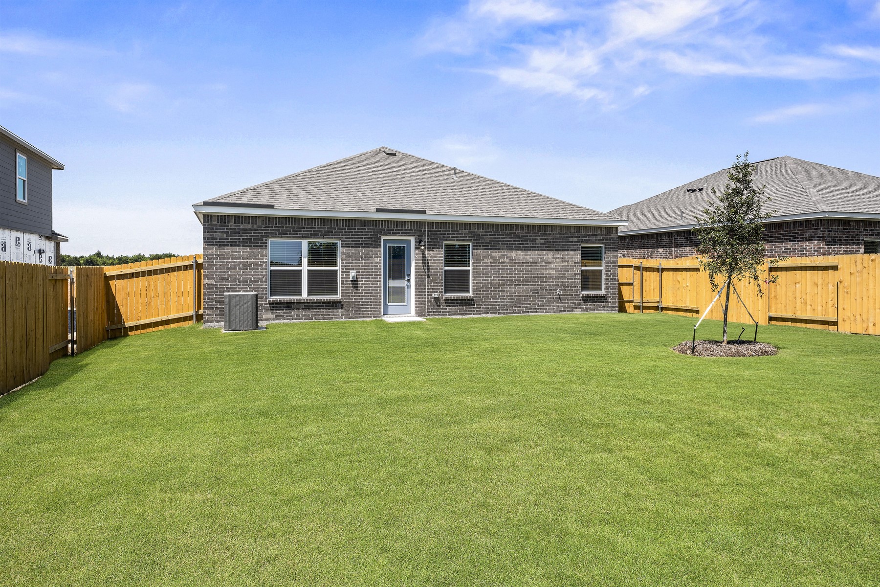 320 Live Oak Lane Hutchins TX 75141