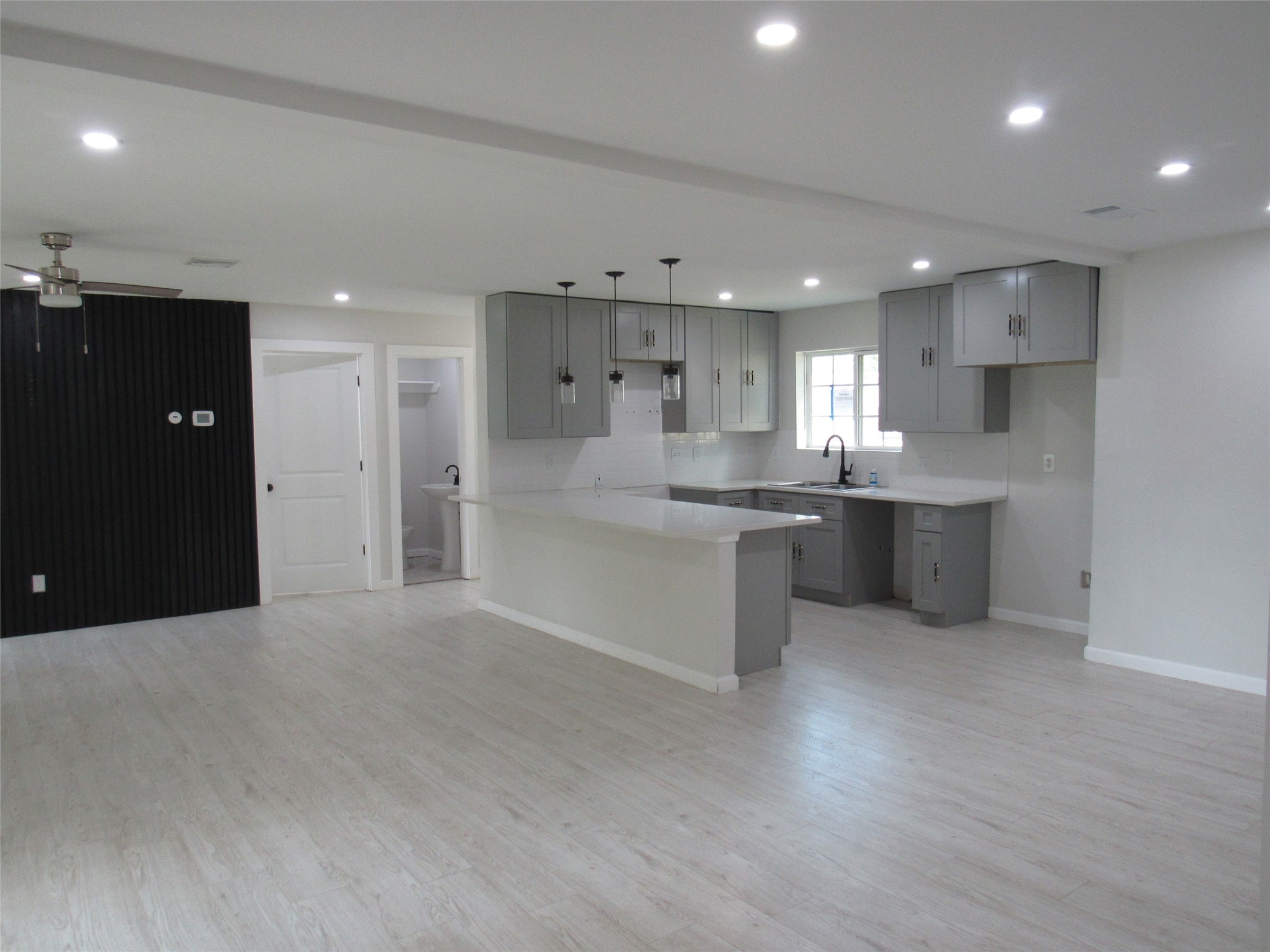321 Crescent Drive Hewitt TX 76643