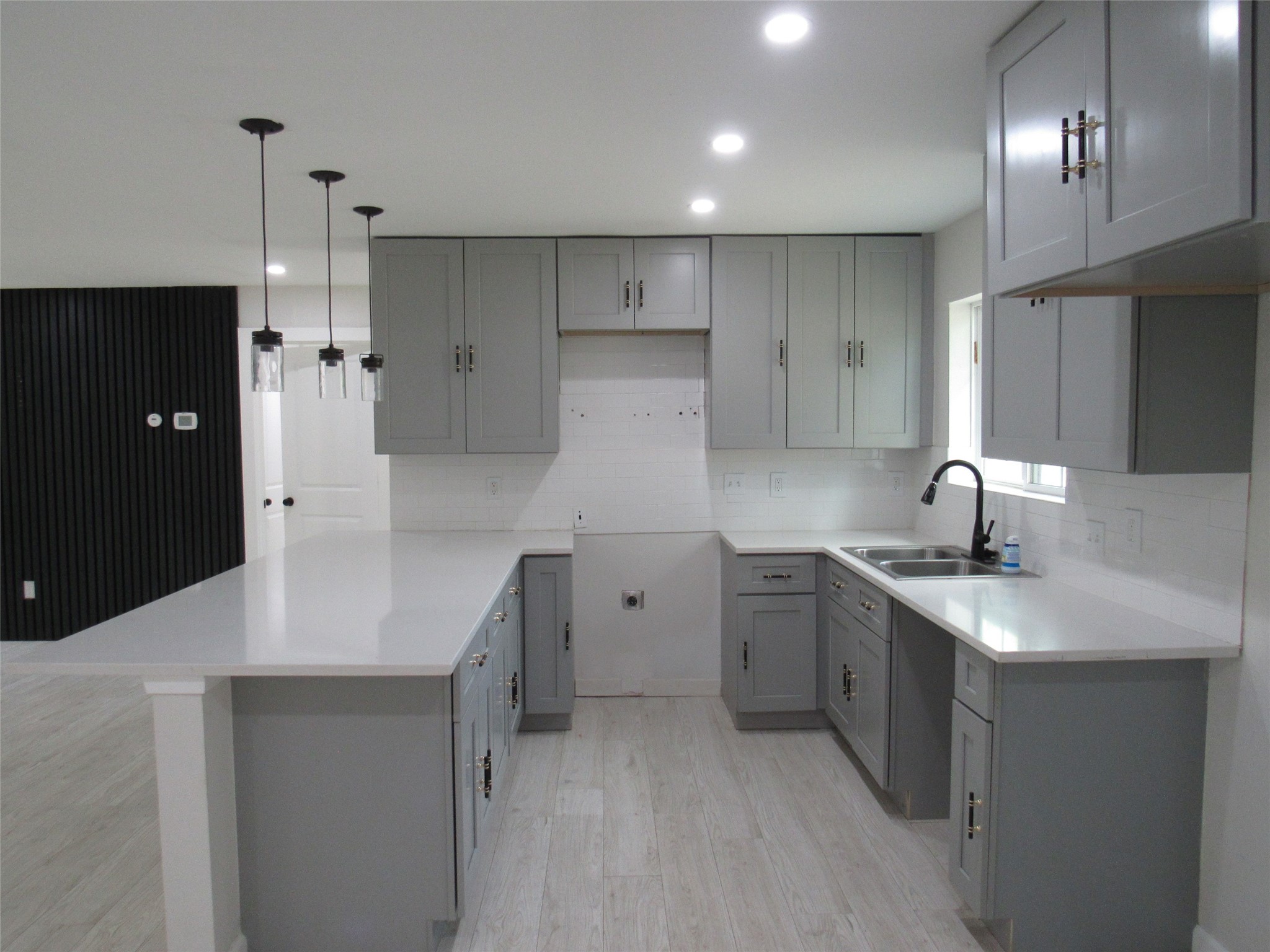 321 Crescent Drive Hewitt TX 76643