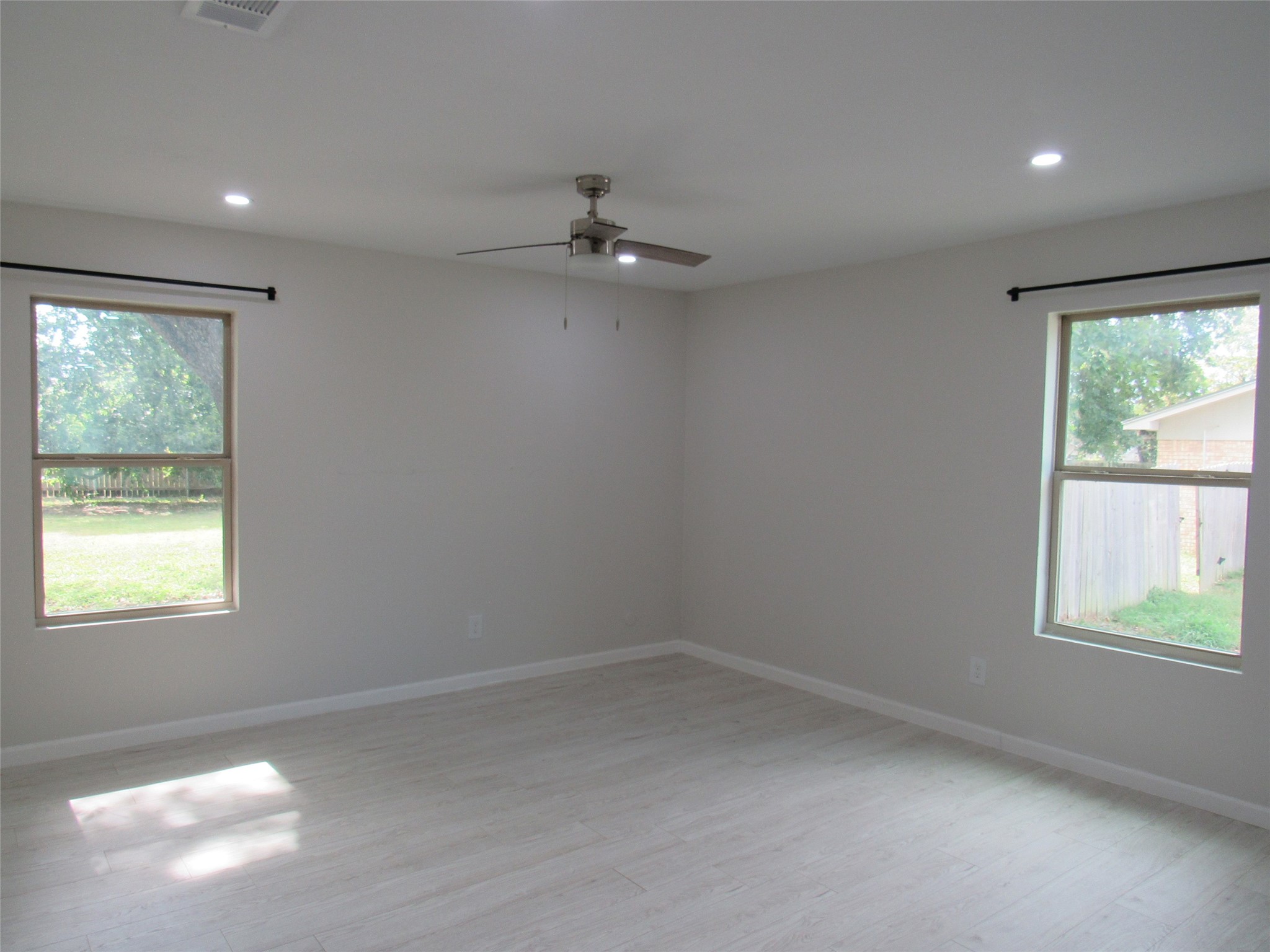 321 Crescent Drive Hewitt TX 76643