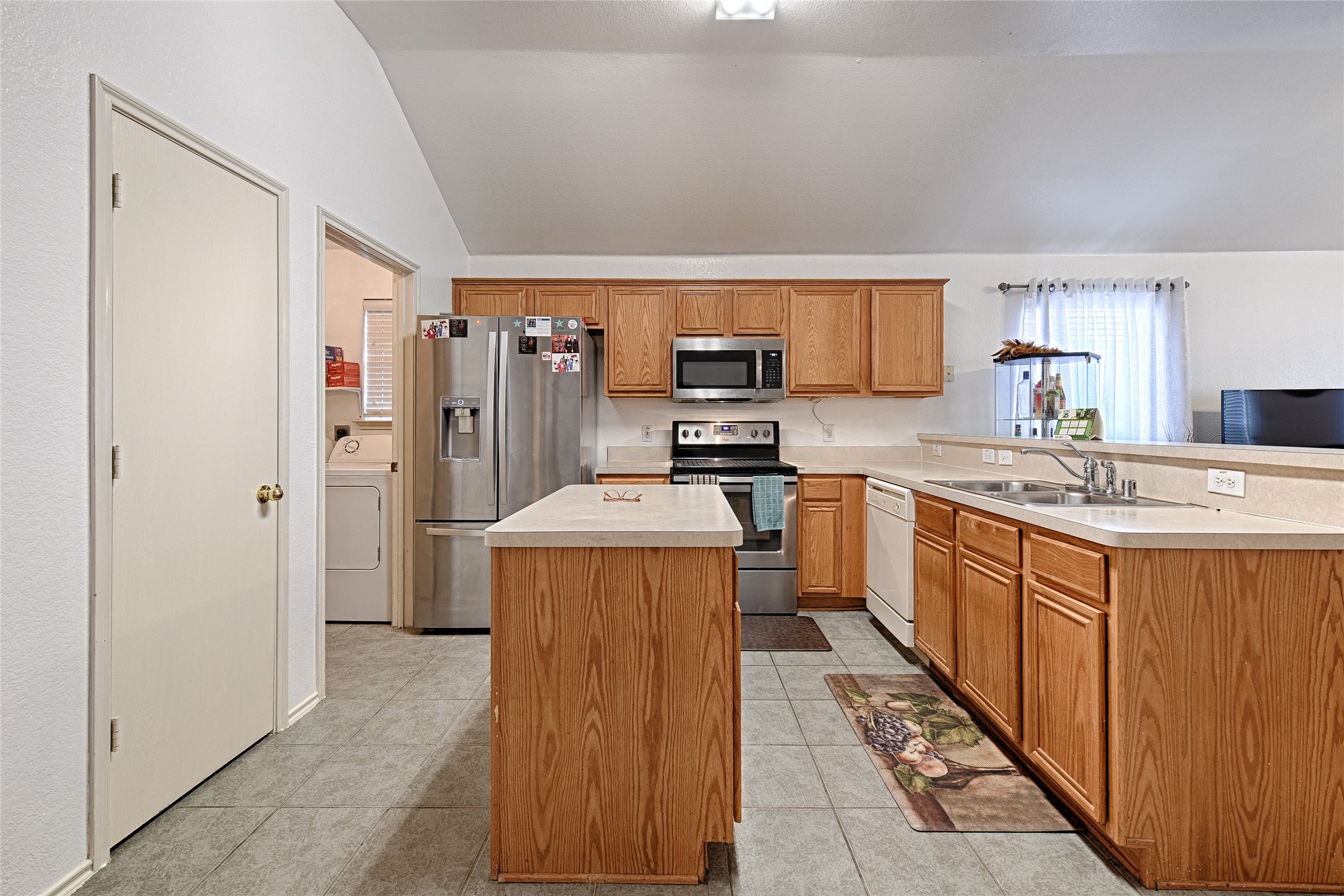 101 Fairbanks Drive Garland TX 75043