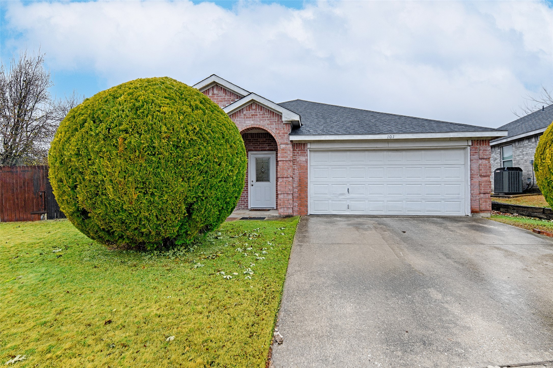 101 Fairbanks Drive Garland TX 75043