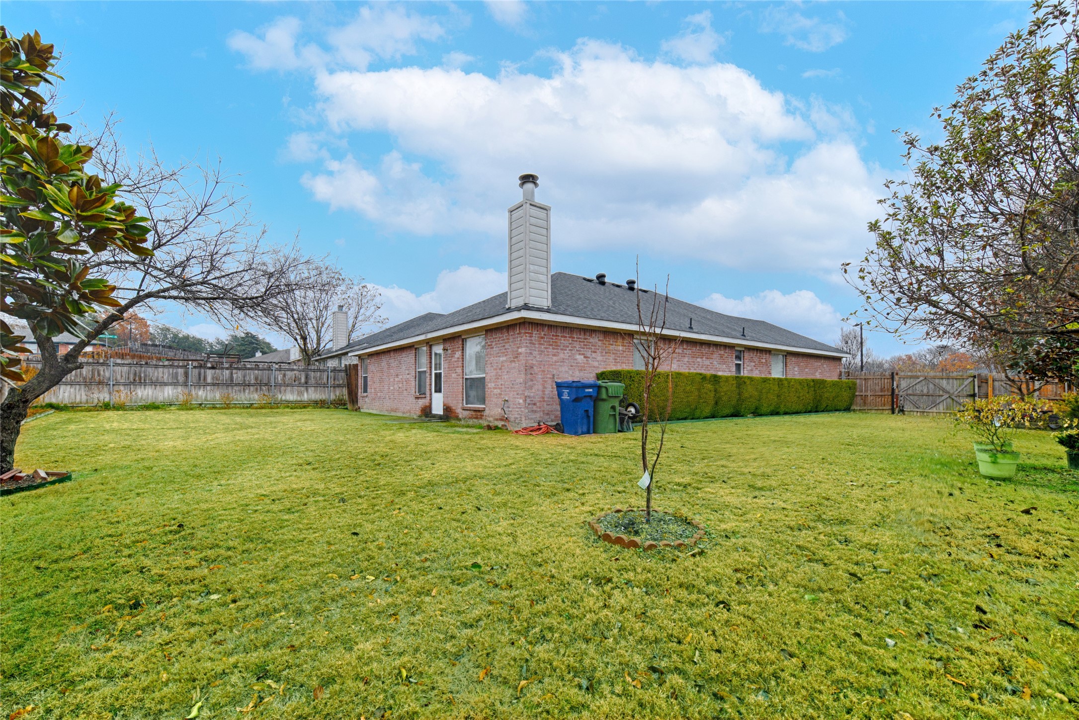 101 Fairbanks Drive Garland TX 75043
