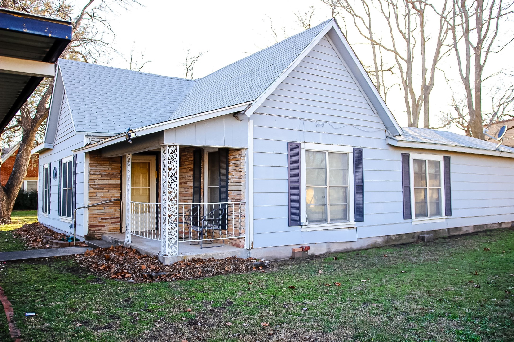 204 Bowie Street Clyde TX 79510