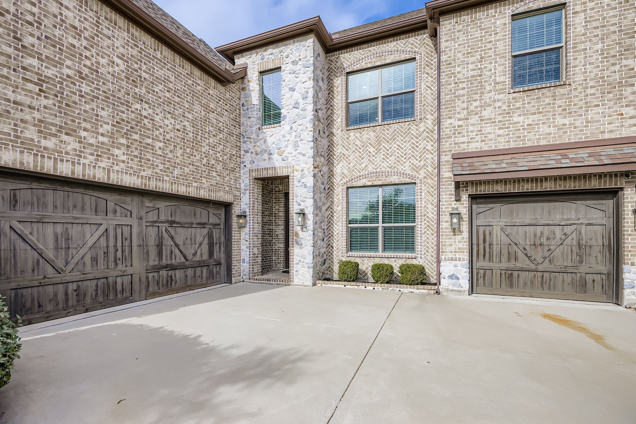 932 Hunters Creek Drive Rockwall TX 75087
