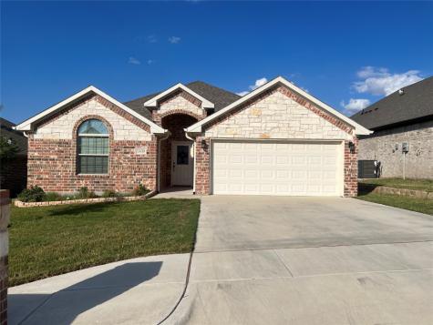1409 Town Creek Circle Weatherford TX 76086