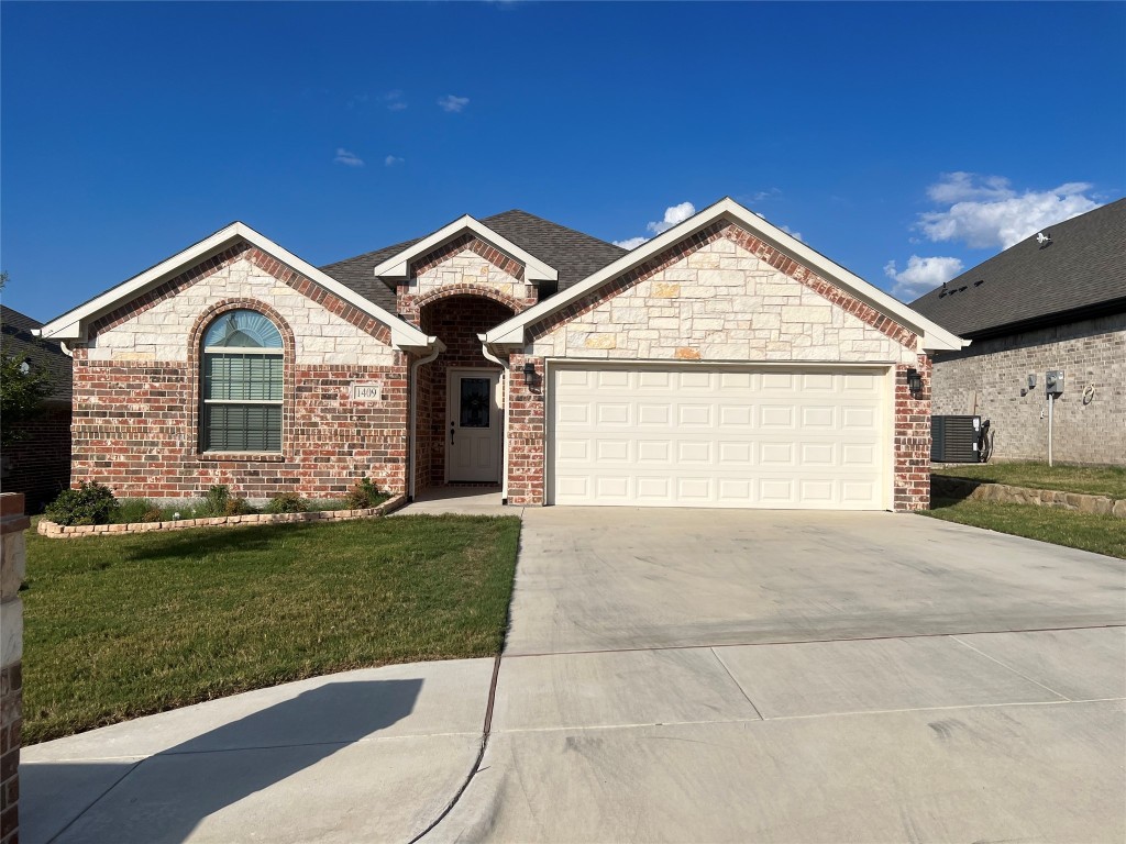 1409 Town Creek Circle Weatherford TX 76086