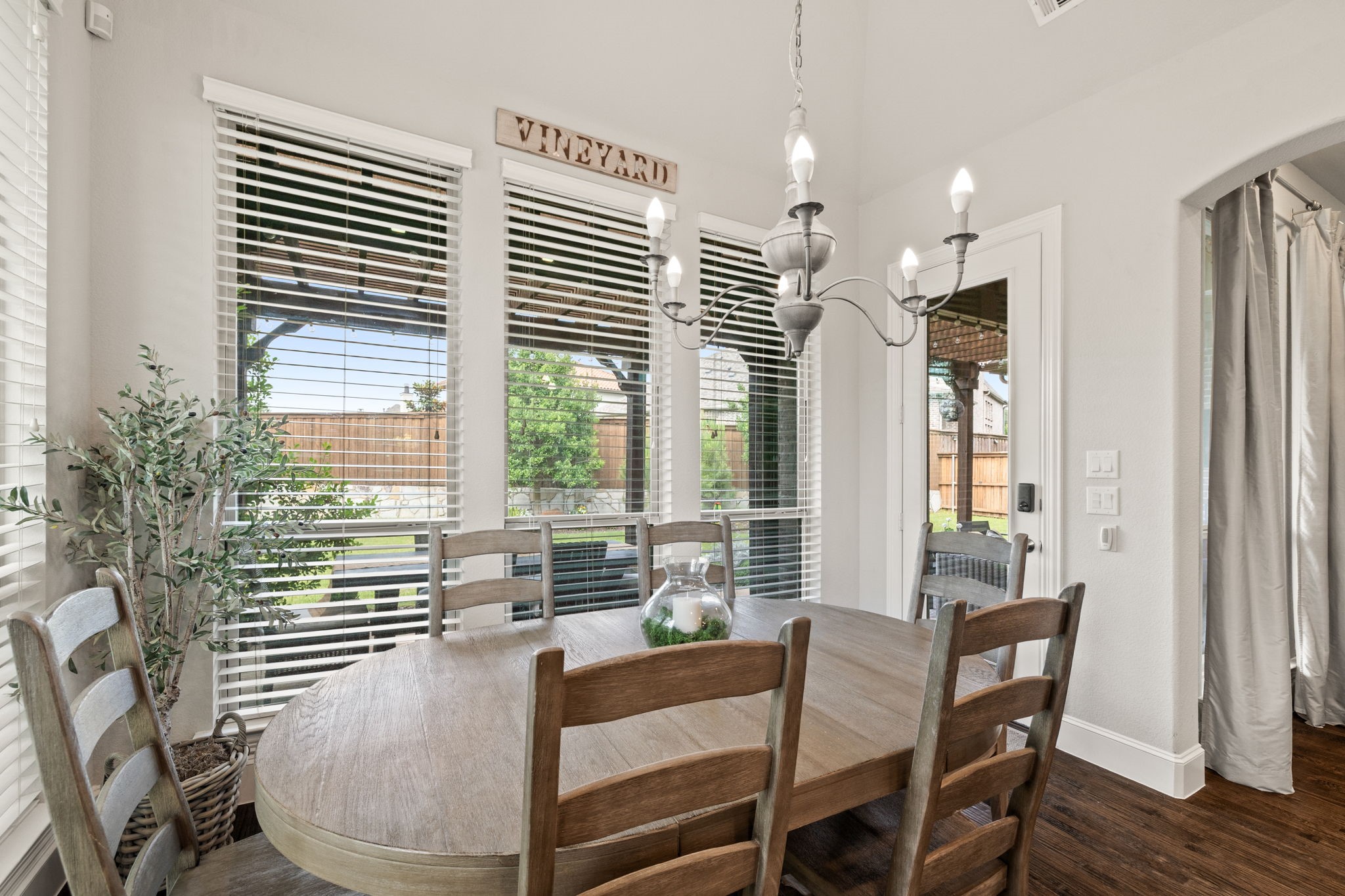 3808 Kennoway The Colony TX 75056
