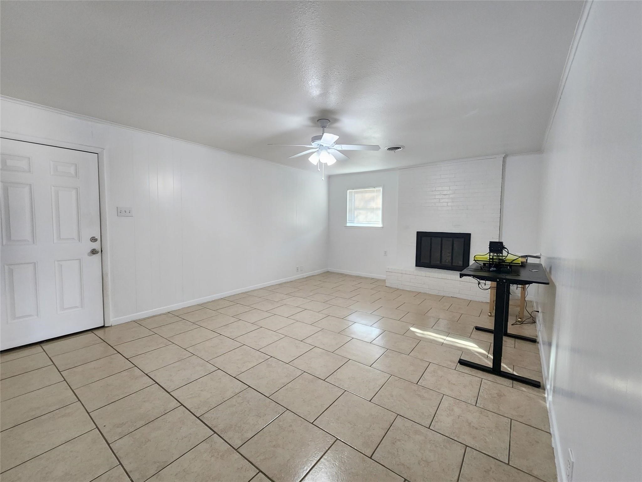 1714 Laurel Road Gainesville TX 76240