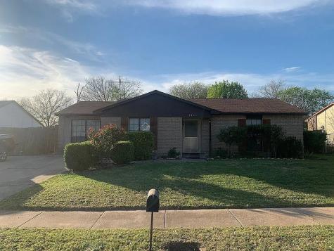 5921 Maiden Lane Fort Worth TX 76131