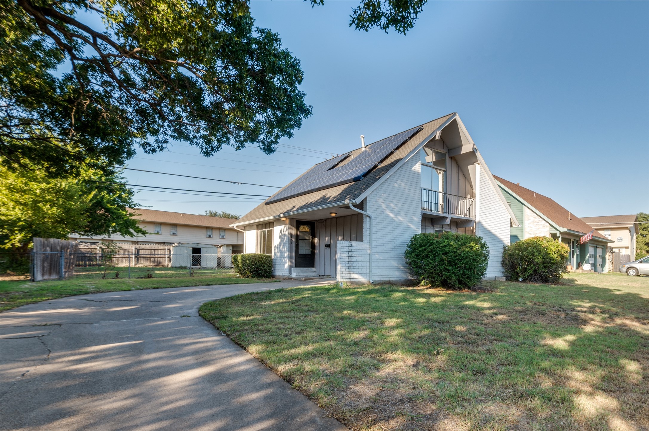 1401 Finley Road Irving TX 75062