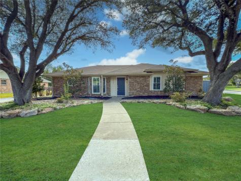 1912 E Branch Hollow Drive Carrollton TX 75007