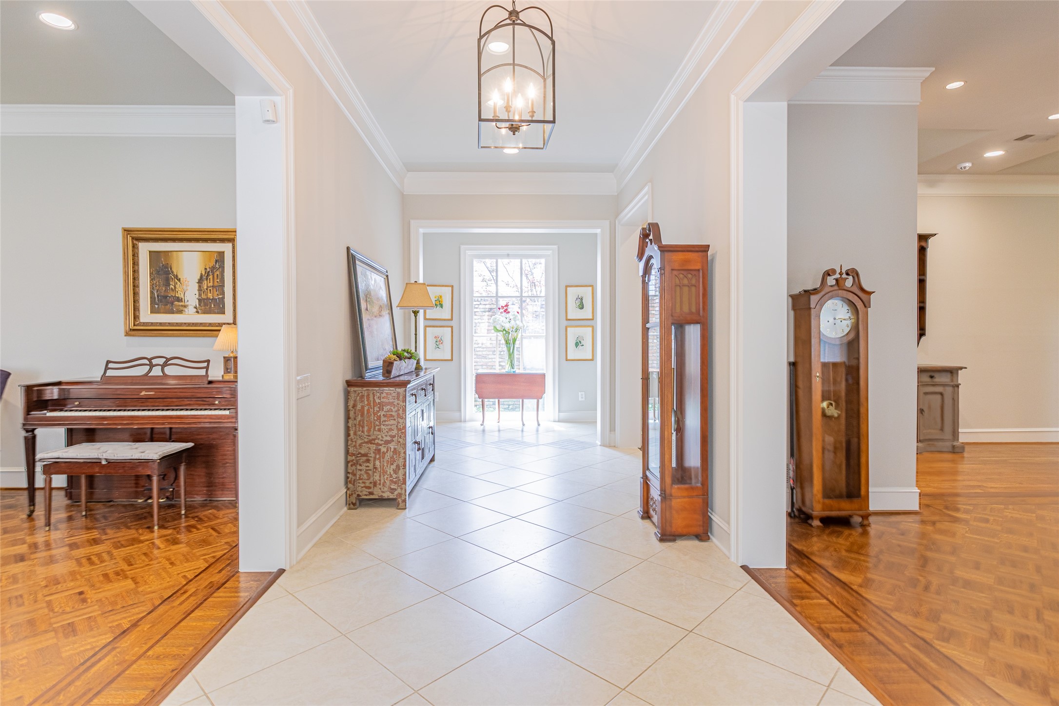 20 Stonecourt Circle Dallas TX 75225