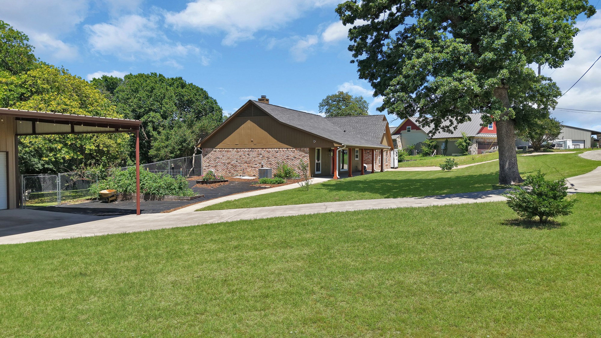 3328 English Creek Court Azle TX 76020