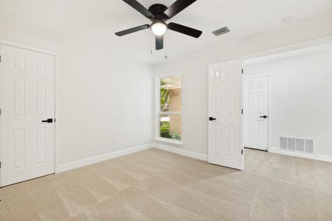713 Bridgewater Lane Mesquite TX 75181