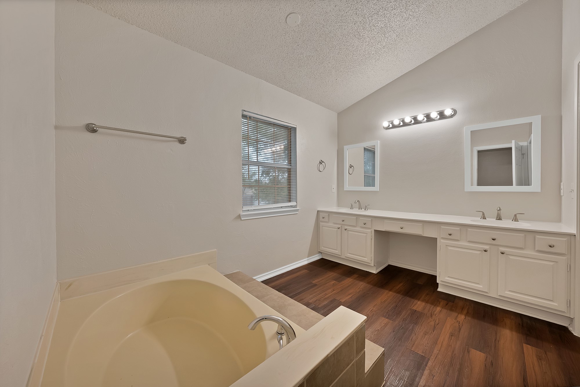 4109 Mediterranean Drive Rowlett TX 75088
