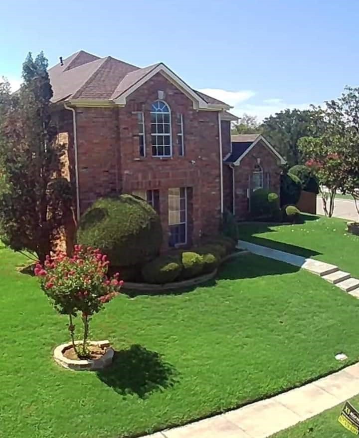 1422 Primrose Lane Lewisville TX 75077