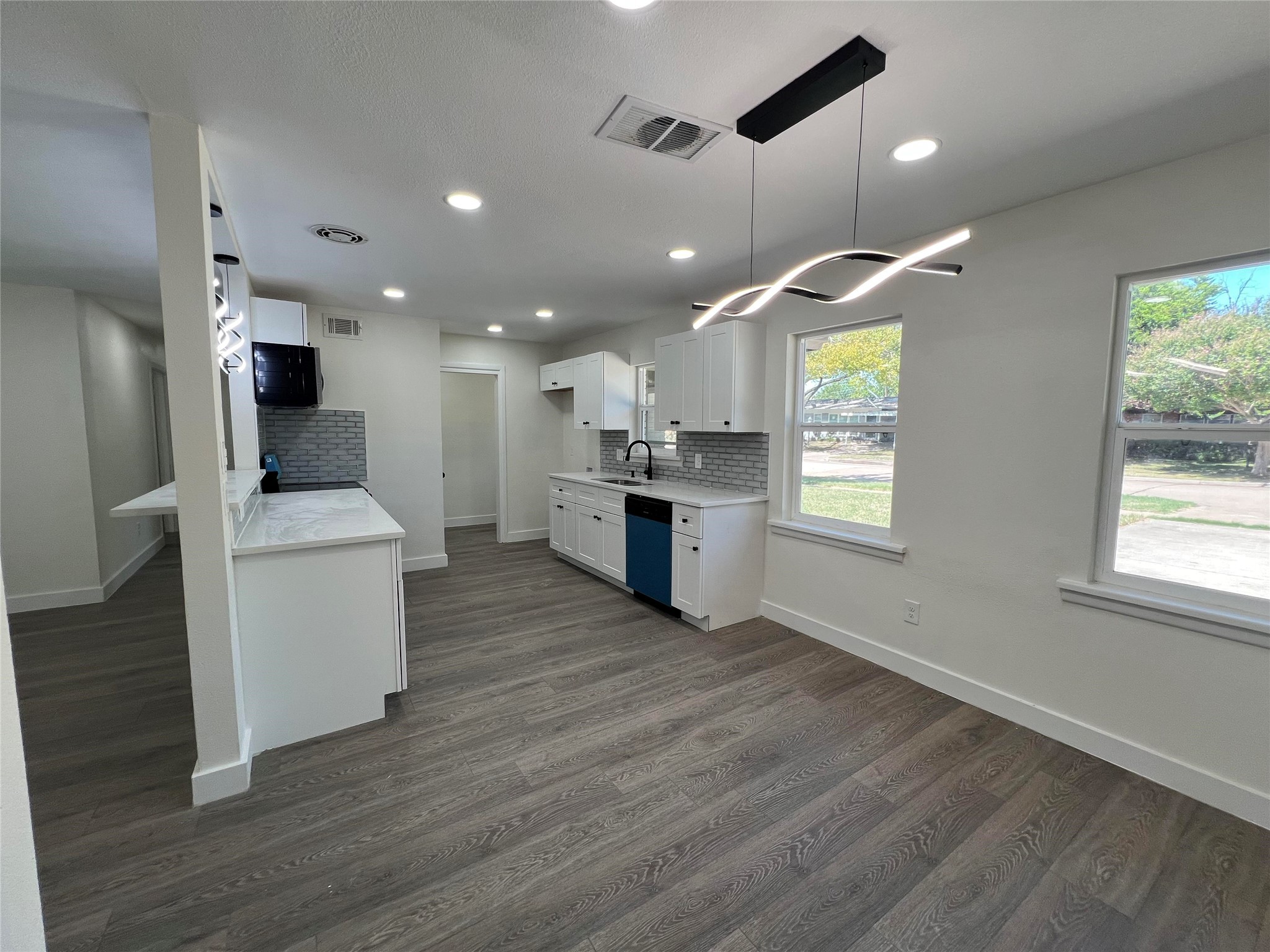 8020 Laura Street North Richland Hills TX 76180