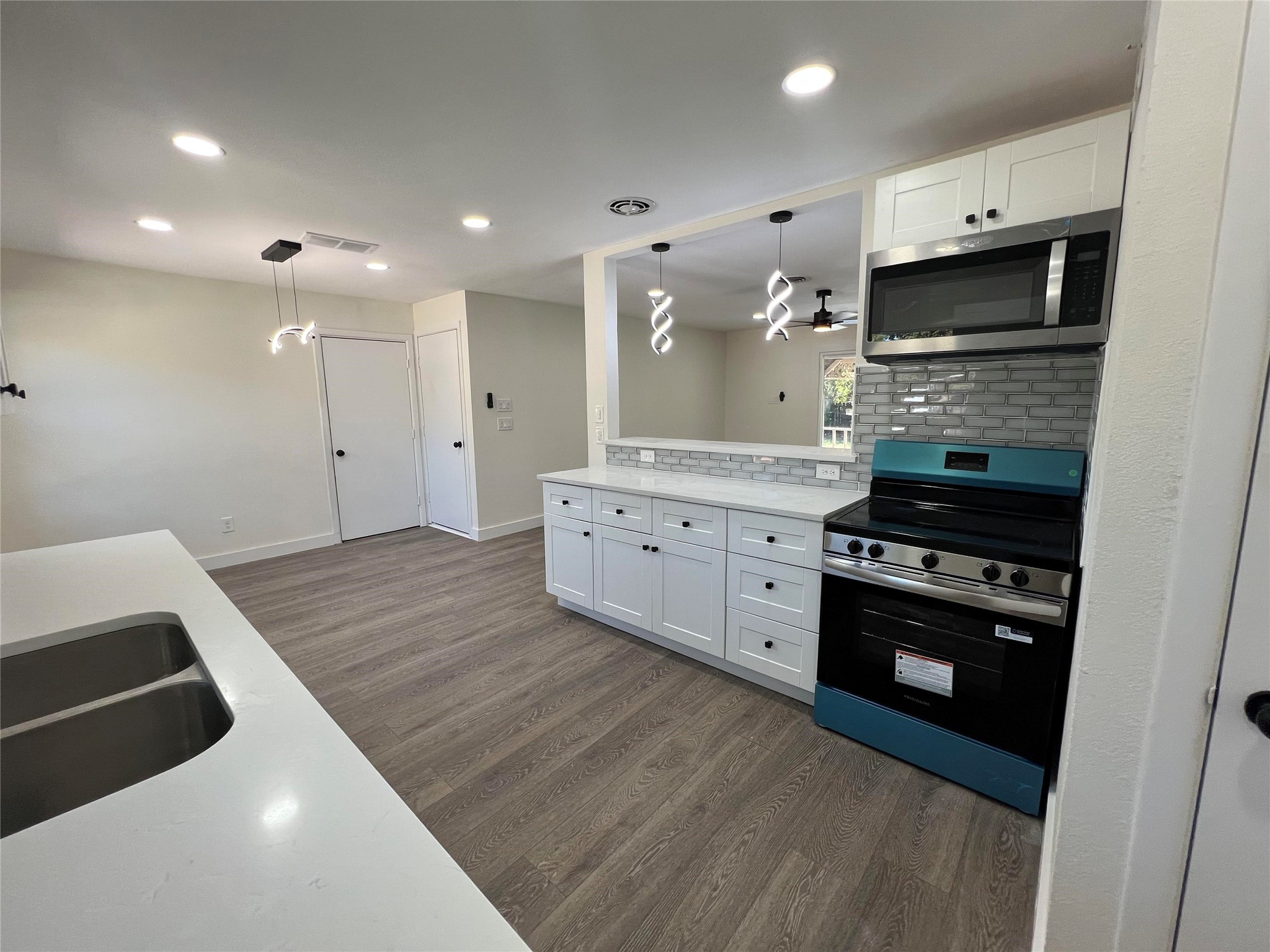 8020 Laura Street North Richland Hills TX 76180