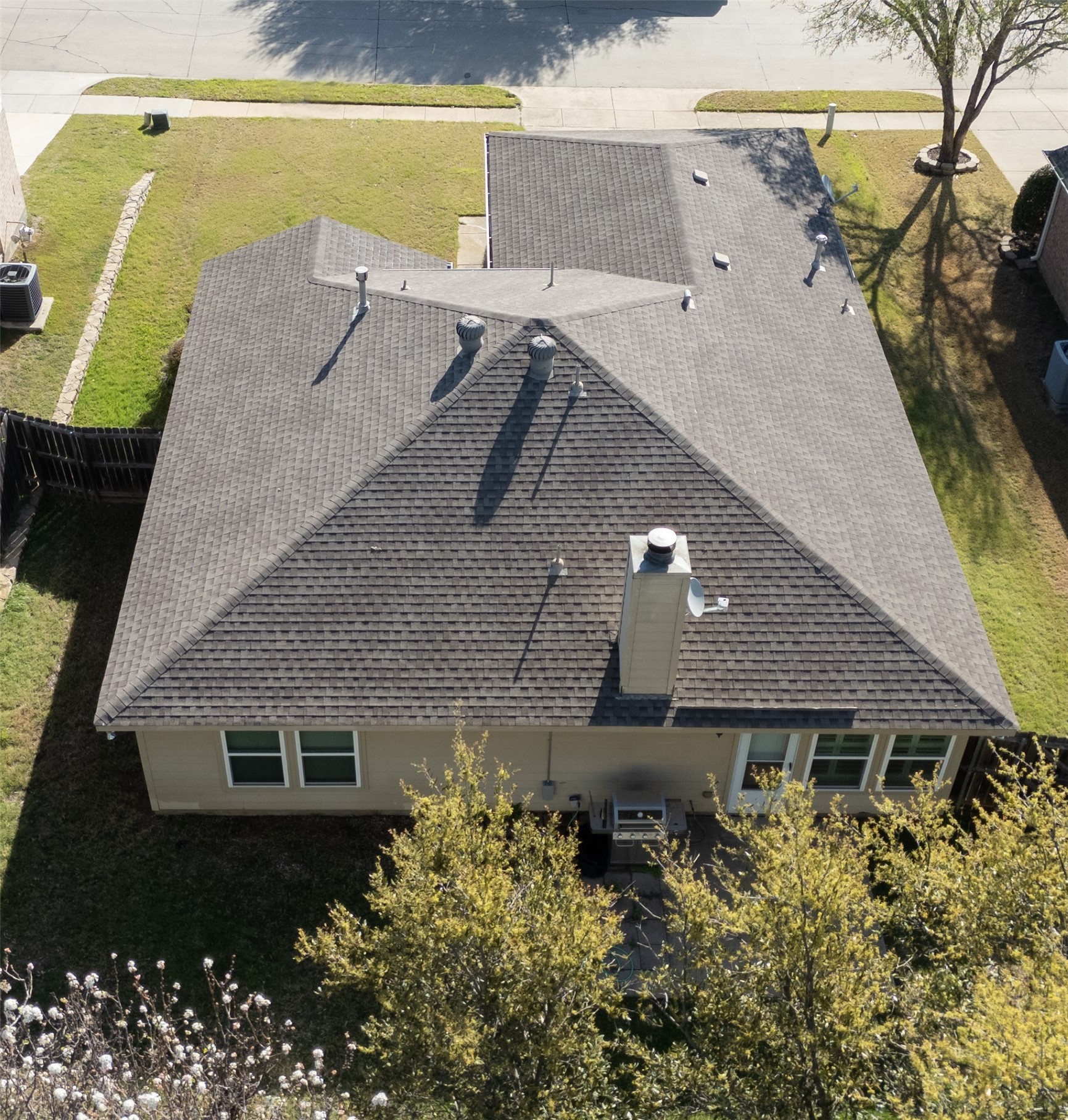 2317 Overlook Lane Denton TX 76207