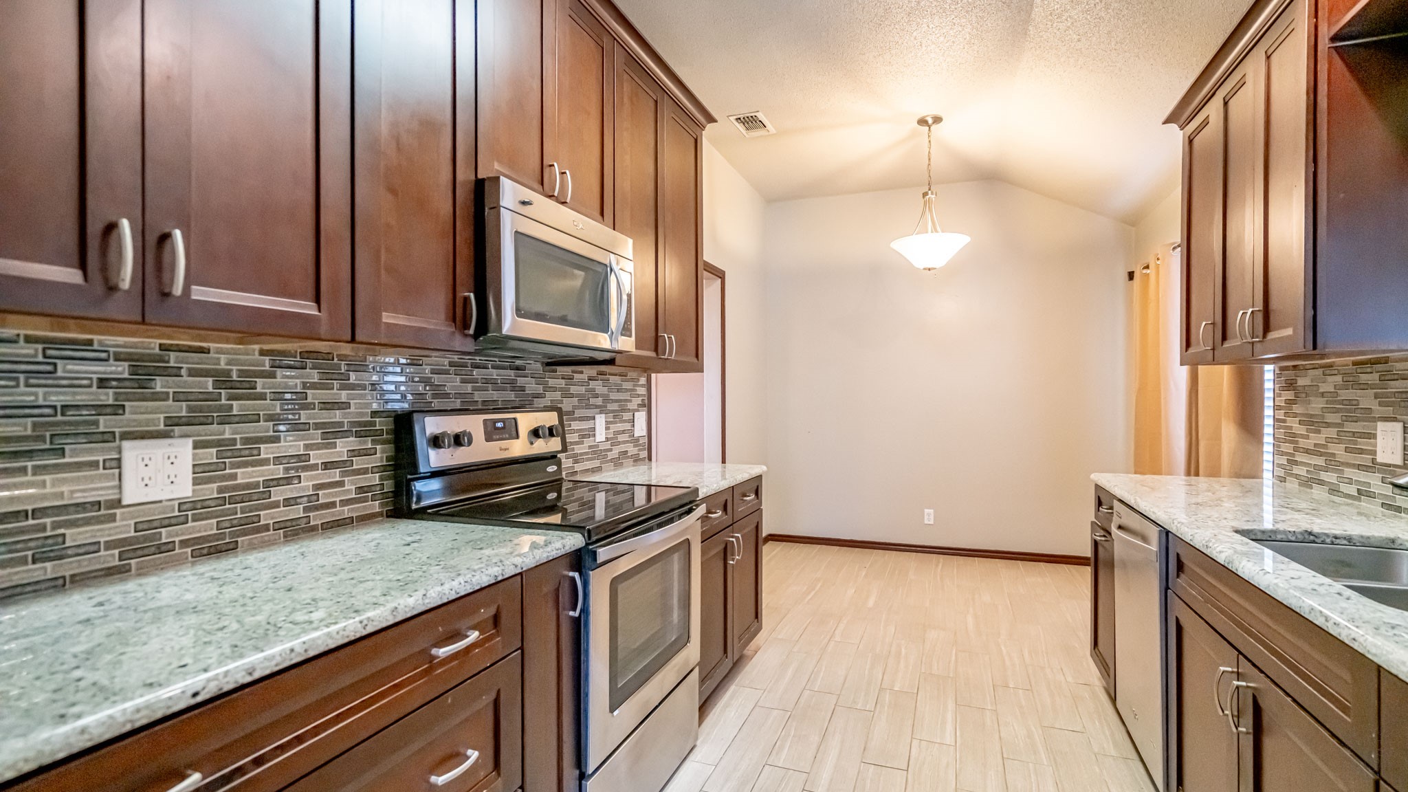 4018 View Point Drive Granbury TX 76048