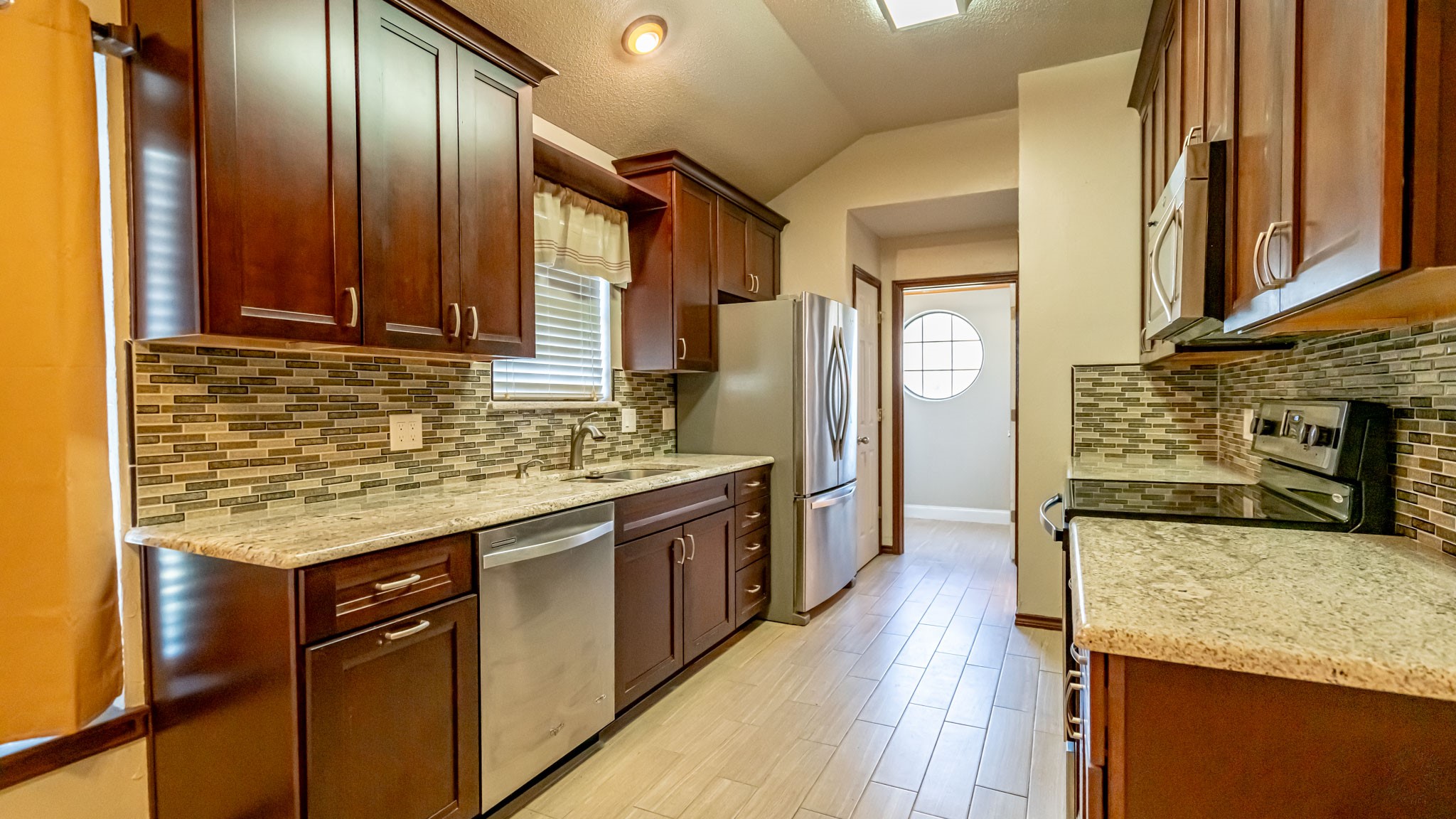 4018 View Point Drive Granbury TX 76048
