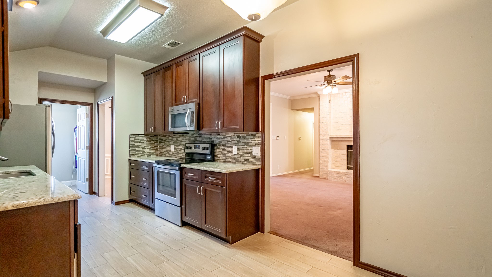 4018 View Point Drive Granbury TX 76048