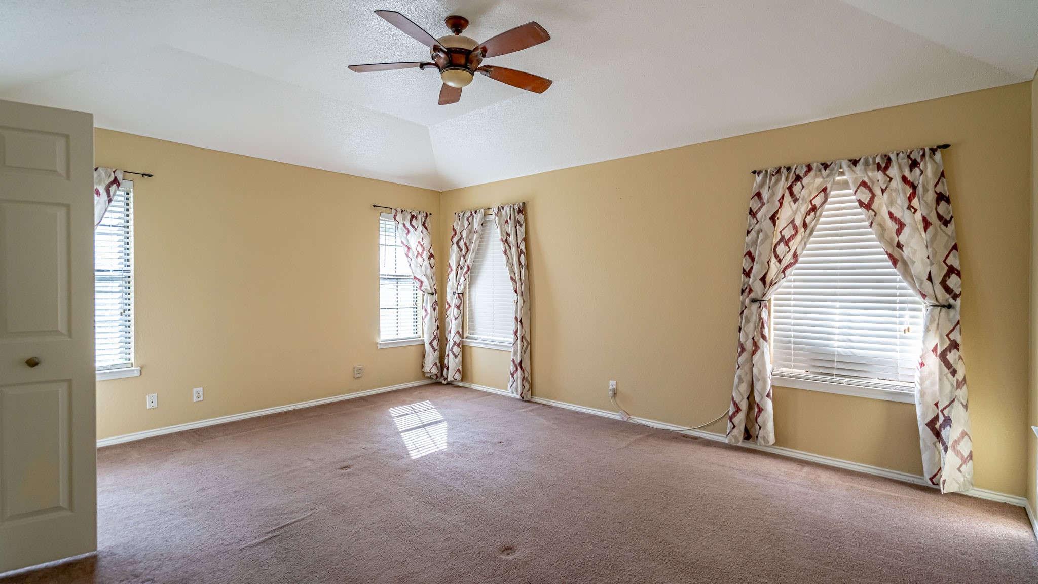 4018 View Point Drive Granbury TX 76048