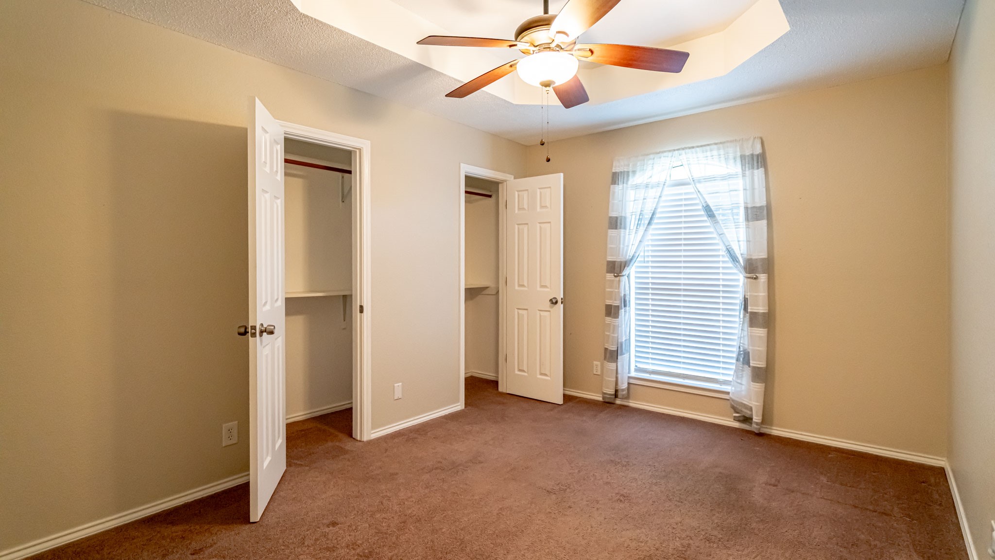 4018 View Point Drive Granbury TX 76048