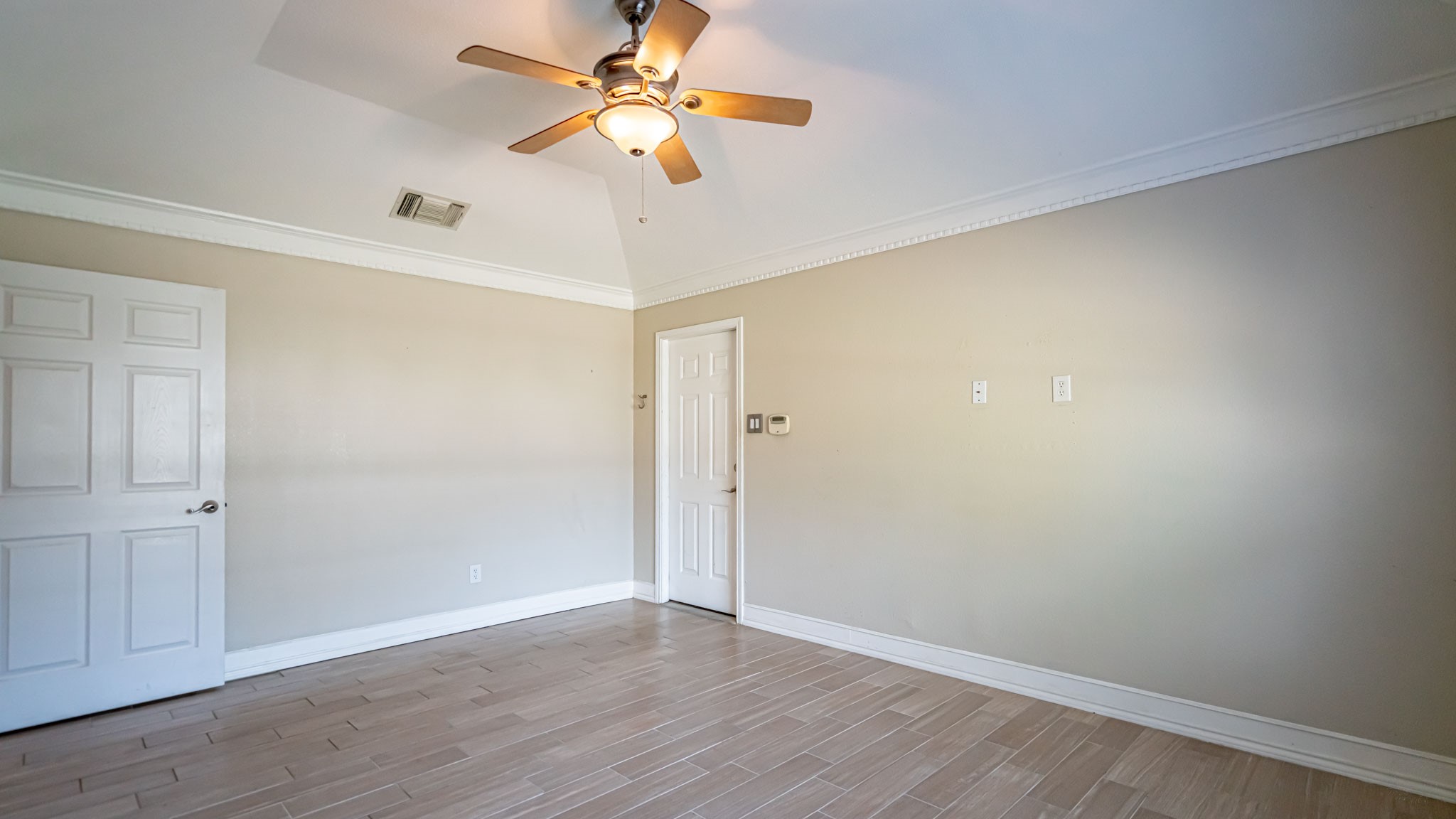 4018 View Point Drive Granbury TX 76048