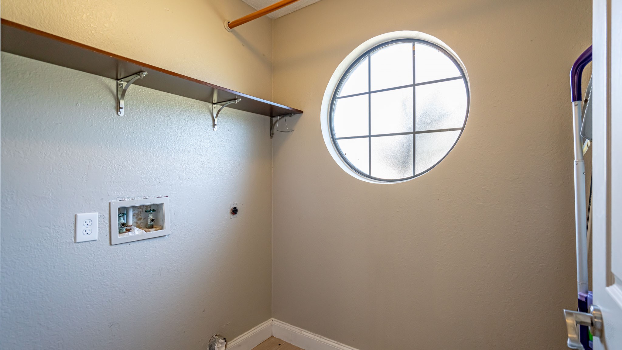 4018 View Point Drive Granbury TX 76048