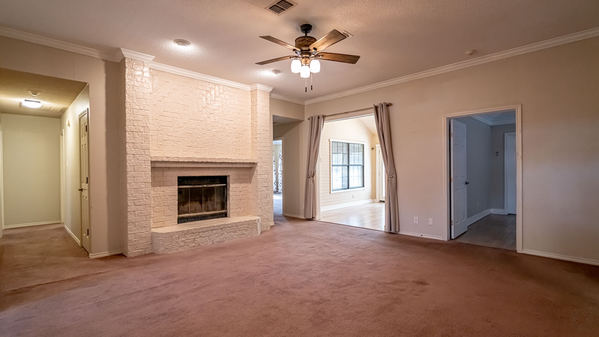 4018 View Point Drive Granbury TX 76048